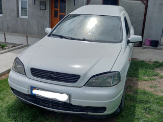 Opel Astra foto 1