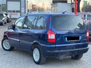 Opel Zafira foto 5