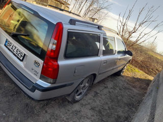 Volvo V70 foto 3