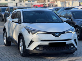 Toyota C-HR foto 4