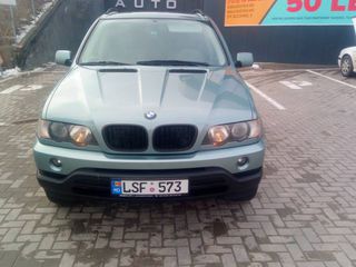 BMW X5 foto 1