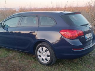 Opel Astra foto 2