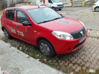 Dacia Sandero foto 2