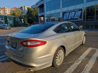 Ford Fusion foto 3