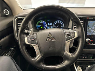 Mitsubishi Outlander foto 5