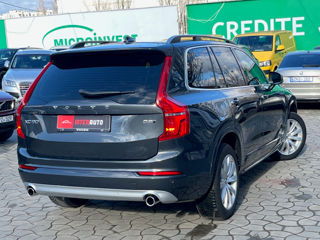 Volvo XC90 foto 3