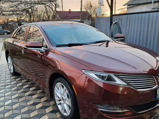 Lincoln MKZ foto 1