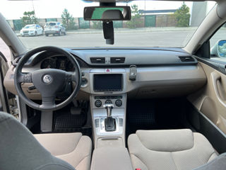 Volkswagen Passat foto 8