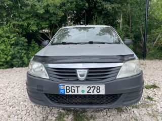 Dacia Logan foto 1