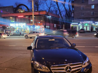 Mercedes E-Class foto 4