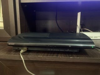 PlayStation 3 super slim foto 2