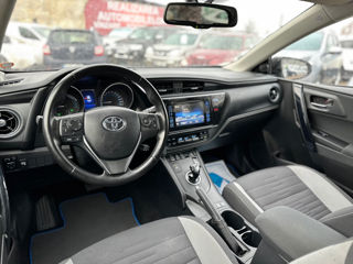 Toyota Auris foto 16