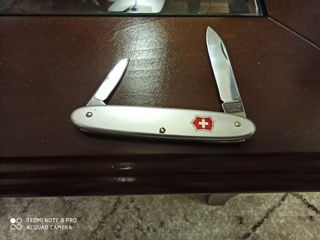 Victorinox