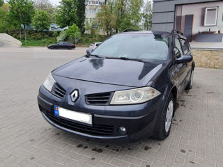 Renault Megane foto 1