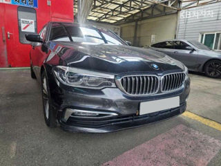 BMW 5 Series foto 3