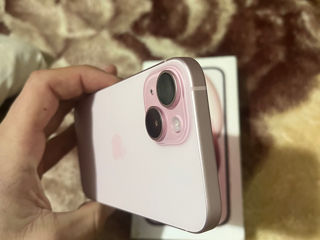 iPhone 15 Pink 128 GB stare ideală foto 6