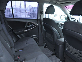 Toyota Rav 4 foto 13