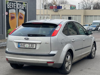 Ford Focus foto 2