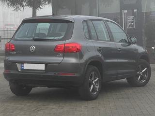 Volkswagen Tiguan foto 3