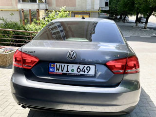 Volkswagen Passat foto 8