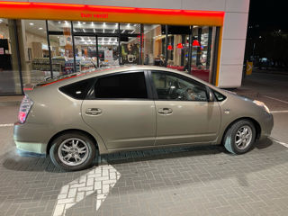 Toyota Prius foto 6