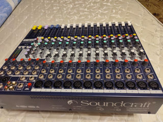 Mixer Soundkraft EFX-12 cu Lexicon incorporat foto 7