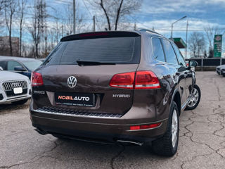 Volkswagen Touareg foto 5