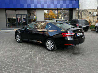 Skoda Superb foto 6