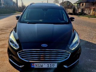 Ford Galaxy foto 1