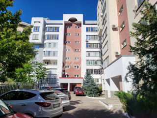 3-х комнатная квартира, 85 м², Центр, Кишинёв