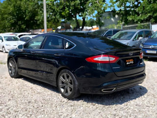 Ford Fusion foto 4