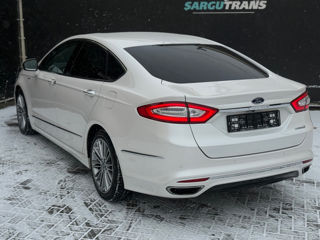 Ford Mondeo foto 6