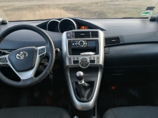 Toyota Verso foto 4