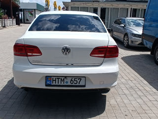 Volkswagen Passat foto 7