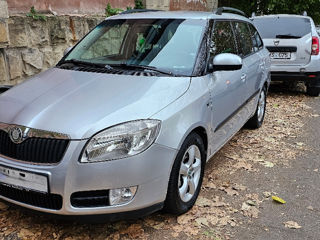 Skoda Fabia foto 2