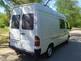 Mercedes Sprinter foto 2