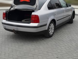 Volkswagen Passat foto 2