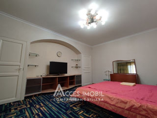 Apartament cu 2 camere, 140 m², Centru, Chișinău foto 5