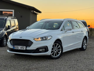 Ford Mondeo foto 4