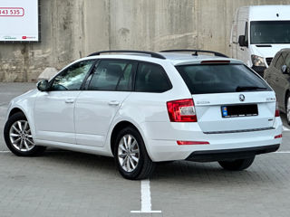 Skoda Octavia foto 3