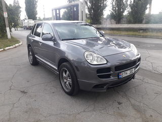 Porsche Cayenne foto 1