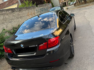 BMW 5 Series foto 2