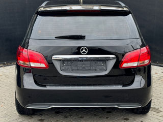 Mercedes B-Class foto 5