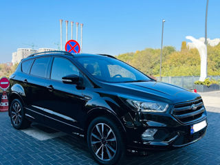 Ford Kuga foto 6