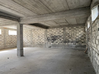Vînd spațiu pentru producere și depozitare Stauceni 310 m2 + 4 ari de teren!!! foto 5