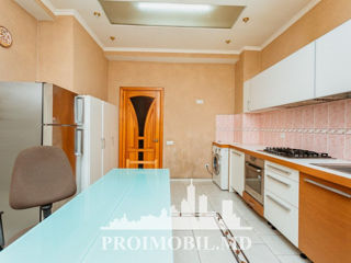 Apartament cu 3 camere, 104 m², Telecentru, Chișinău foto 2
