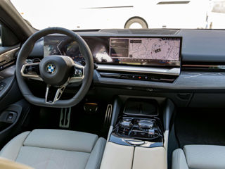 BMW 520d xDrive Sedan negru sapphire foto 6