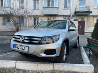 Volkswagen Tiguan foto 2