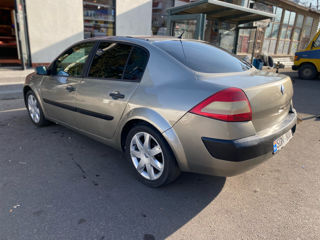 Renault Megane foto 4