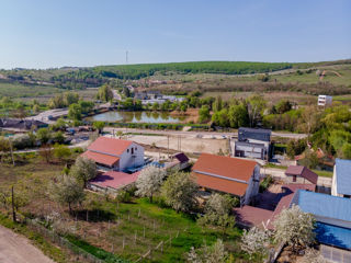 Vînd casă în mun.Hincești foto 3